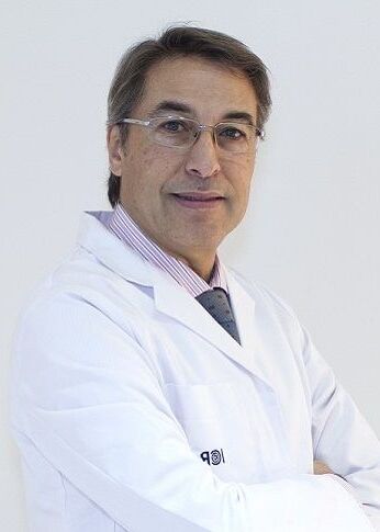 Doctor kosmetologoa Dio Bazan Machuca